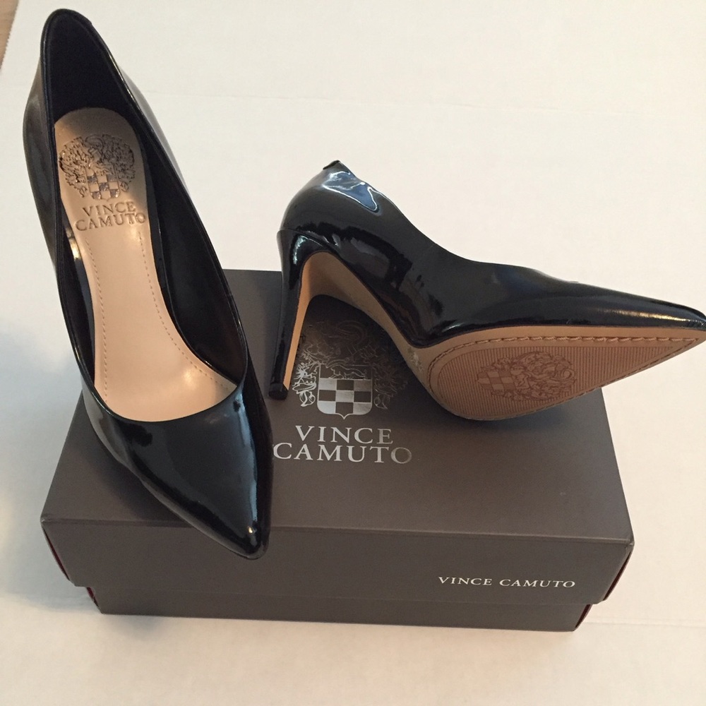 VINCE CAMUTO HEELS
